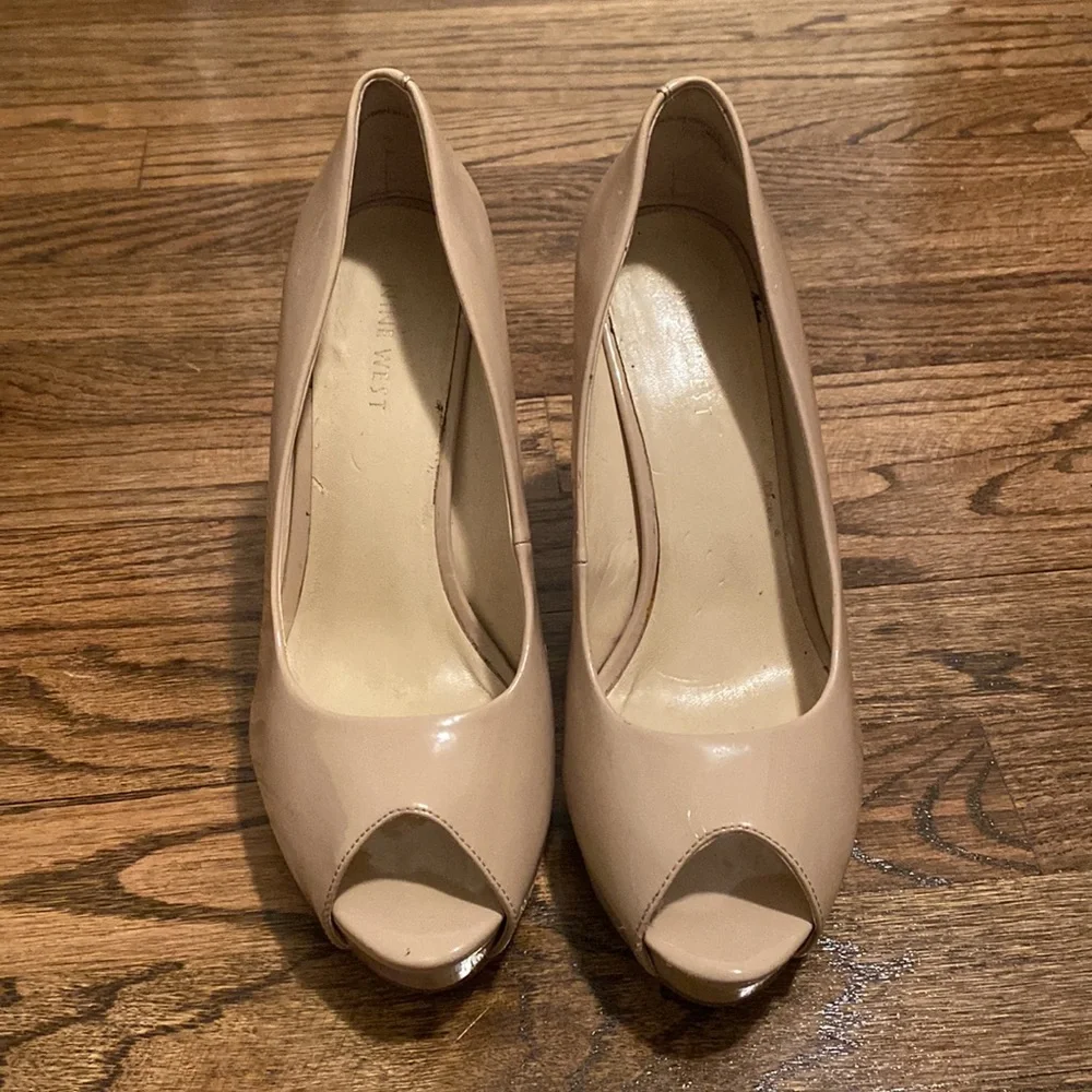 Peep toe heels - Picture 2 of 2